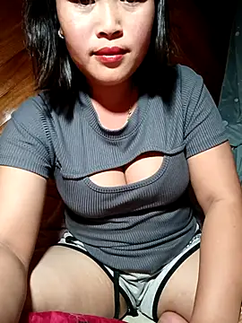 maycuc123 online show from 11-21-25, 07:40