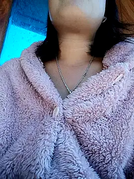 maycuc123 online show from 11-30-25, 02:48