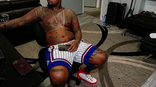 SLANGONDEMHOES online show from 07-15-26, 02:33