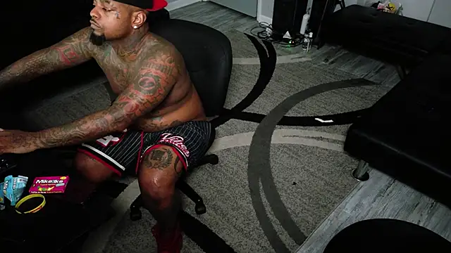 SLANGONDEMHOES online show from 07-24-26, 04:10