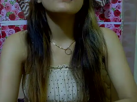 Snapshot of Amira90 chatting on 09-14-25, 03:00 Amira90 online show from 09-14-25, 03:00