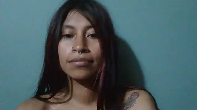 Snapshot of Pocahontas_tw chatting on 11-16-25, 12:38 Pocahontas tw online show from 11-16-25, 12:38