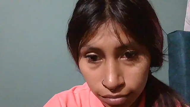 Snapshot of Pocahontas_tw chatting on 11-24-25, 01:55 Pocahontas tw online show from 11-24-25, 01:55