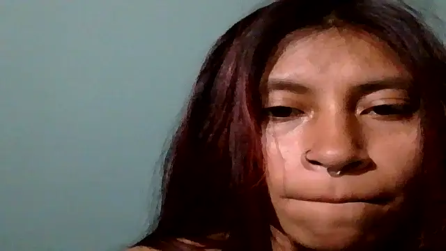 Snapshot of Pocahontas_tw chatting on 11-25-25, 02:00 Pocahontas tw online show from 11-25-25, 02:00