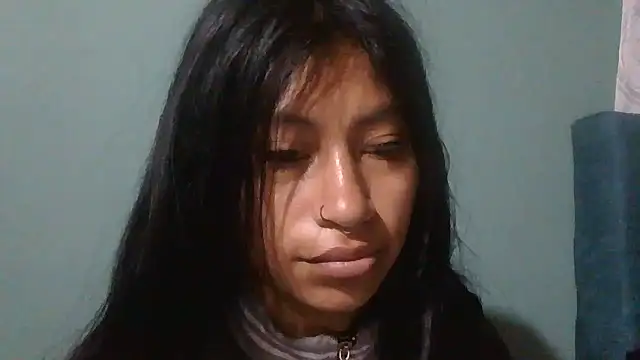 Snapshot of Pocahontas_tw chatting on 12-05-25, 12:47 Pocahontas tw online show from 12-05-25, 12:47