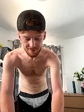 Snapshot of bailey_mcvicar chatting on 09-28-25, 12:43 bailey mcvicar online show from 09-28-25, 12:43