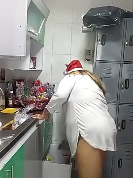 curvy diva  online show from 12-23-25, 11:08