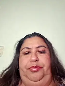 curvy diva  online show from 04-10-26, 09:30