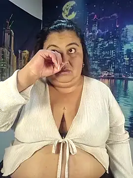 curvy diva  online show from 04-20-26, 09:45