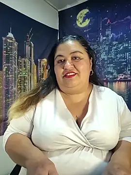 curvy diva  online show from 04-25-26, 10:18