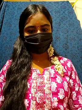 Snapshot of mini-queen chatting on 12-05-25, 05:53 mini-queen online show from 12-05-25, 05:53