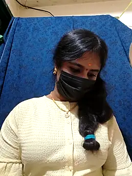 mini-queen online show from 12-23-25, 09:29