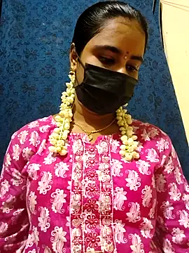 mini-queen online show from 04-25-26, 01:41