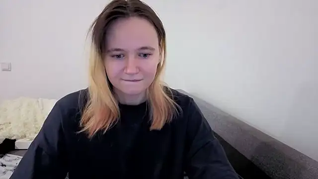 Snapshot of Ericha_Stone chatting on 07-26-26, 06:59 Ericha Stone online show from 07-26-26, 06:59