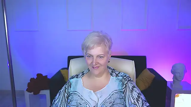 MaryMogan online show from 09-11-25, 08:36