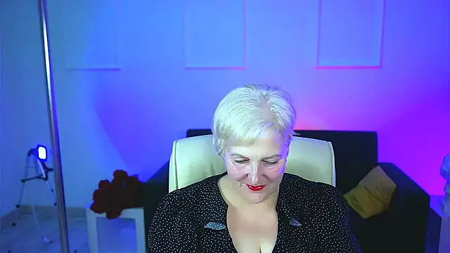 MaryMogan online show from 09-13-25, 04:29