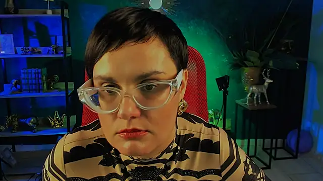 Snapshot of LauraDavidsons chatting on 12-05-25, 04:47 LauraDavidsons online show from 12-05-25, 04:47