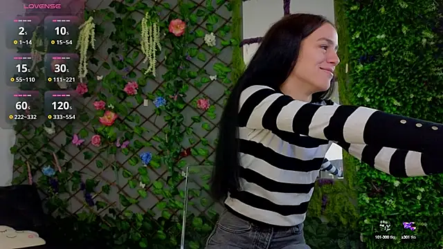 Snapshot of baby_nyco chatting on 10-16-25, 04:41 baby nyco online show from 10-16-25, 04:41