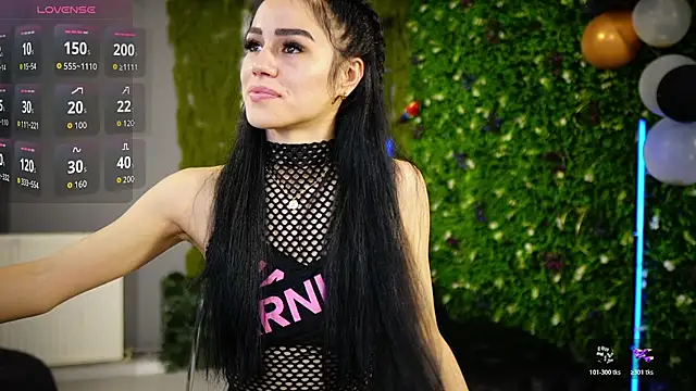 Snapshot of baby_nyco chatting on 11-23-25, 06:41 baby nyco online show from 11-23-25, 06:41