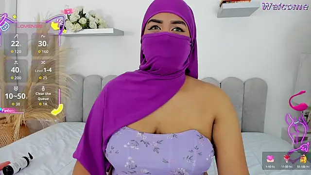 Snapshot of Kadira_ chatting on 10-02-25, 12:01 Kadira online show from 10-02-25, 12:01