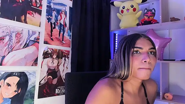 VeronicaSaenzx online show from 10-13-25, 11:27