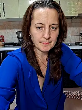 Fluturas2 online show from 11-15-25, 09:11