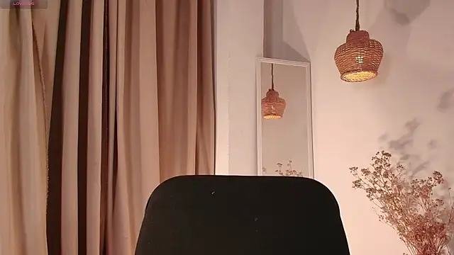 Nicolletease online show from 12-20-25, 12:45