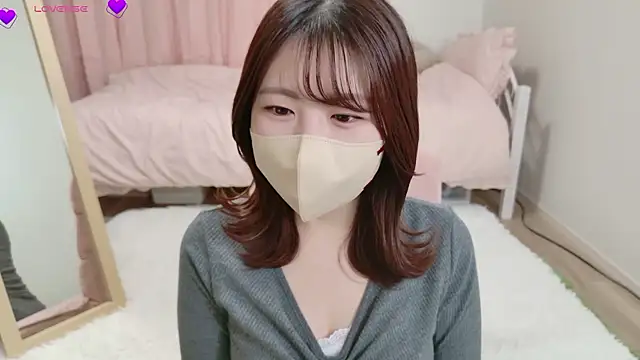 Snapshot of Haru_chiii chatting on 02-22-26, 05:08 Haru chiii online show from 02-22-26, 05:08