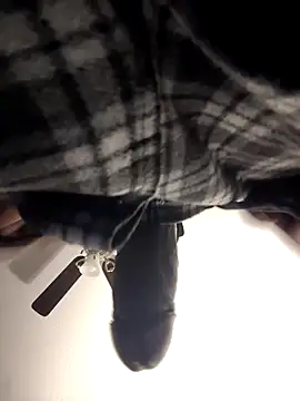 Snapshot of Philman25 chatting on 10-13-25, 04:56 Philman25 online show from 10-13-25, 04:56