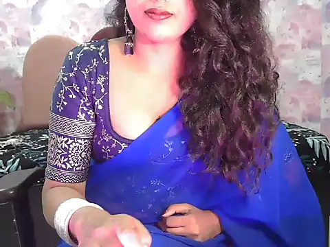 Snapshot of shaalu_sharma chatting on 09-22-25, 09:22 shaalu sharma online show from 09-22-25, 09:22