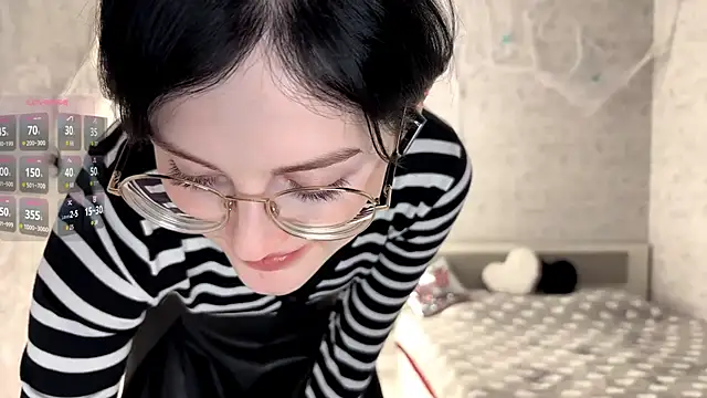 FakeLamb online show from 10-31-25, 09:05