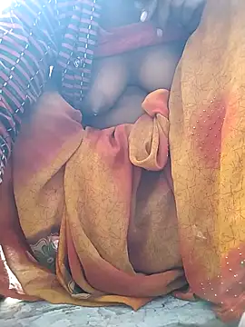 Hita Grewal online show from 11-23-25, 03:06