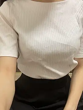 Snapshot of yayoi_jp chatting on 06-09-26, 02:50 yayoi jp online show from 06-09-26, 02:50