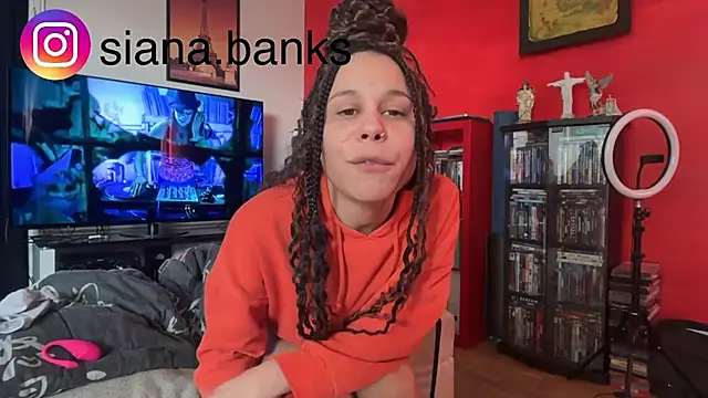 SianaBanks online show from 10-27-25, 01:37