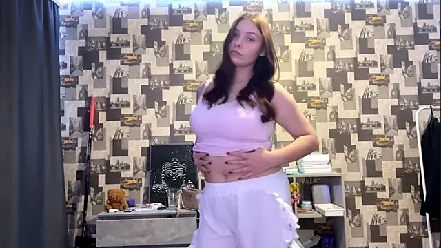 SwiiSweet online show from 09-27-25, 04:12