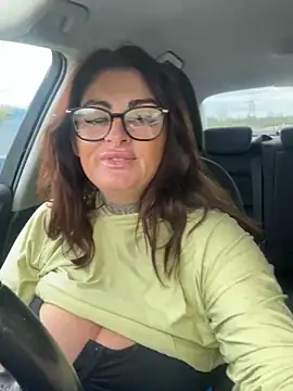 IrishmilfAnna online show from 04-21-26, 12:33