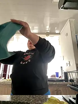 Snapshot of PortuPAWG chatting on 11-18-25, 07:18 PortuPAWG online show from 11-18-25, 07:18