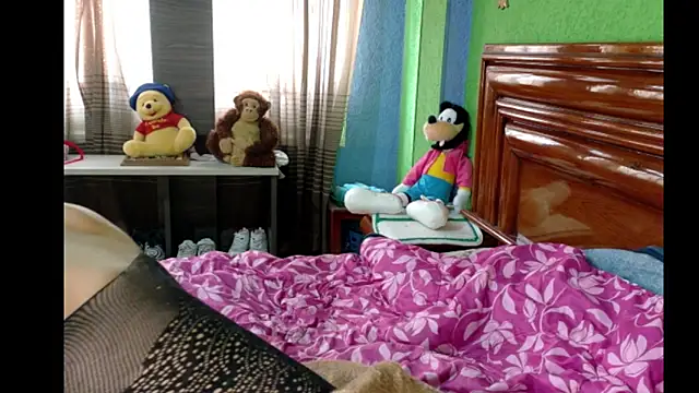  Charlize theron  online show from 04-19-26, 07:27