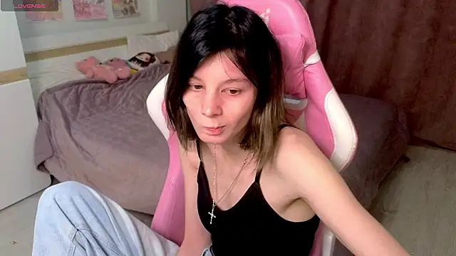 EllinEverly online show from 03-10-26, 09:20