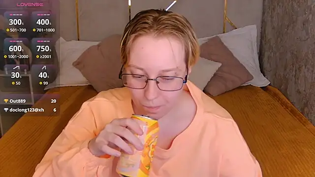 AlexandraGreen online show from 06-13-26, 05:22