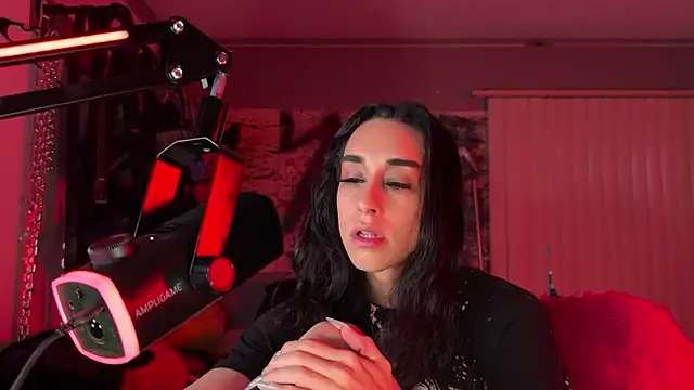 xoFrankie online show from 04-20-26, 02:14