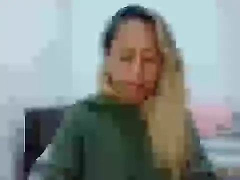 Snapshot of leah_susman chatting on 11-08-25, 01:28 leah susman online show from 11-08-25, 01:28