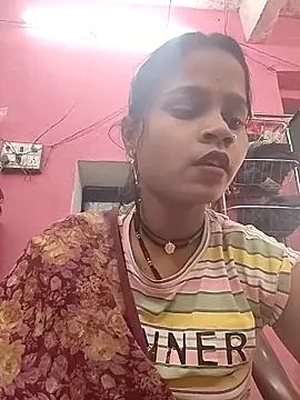 Snapshot of Sapna_thakurr chatting on 11-21-25, 06:12 Sapna thakurr online show from 11-21-25, 06:12