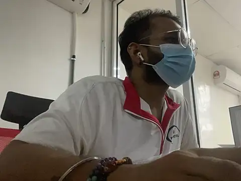 Snapshot of sugendolly chatting on 10-12-25, 09:52 sugendolly online show from 10-12-25, 09:52