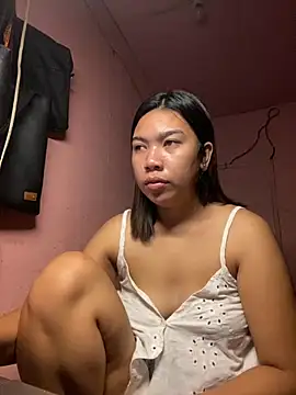 aniya 04 online show from 09-29-25, 06:35