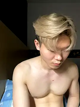 Snapshot of zachlee_69 chatting on 10-26-25, 05:41 zachlee 69 online show from 10-26-25, 05:41