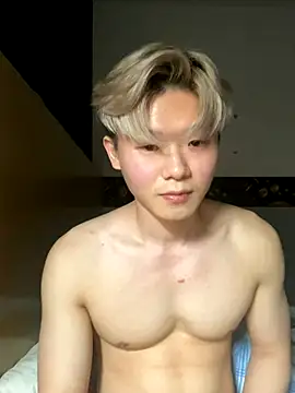 Snapshot of zachlee_69 chatting on 11-11-25, 06:41 zachlee 69 online show from 11-11-25, 06:41