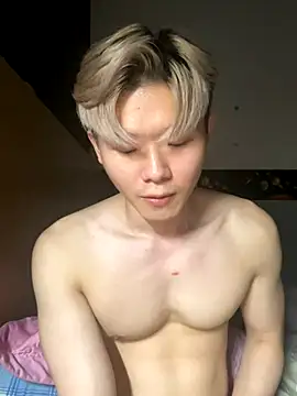 Snapshot of zachlee_69 chatting on 11-22-25, 09:47 zachlee 69 online show from 11-22-25, 09:47