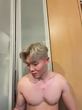 Snapshot of zachlee_69 chatting on 02-15-26, 10:36 zachlee 69 online show from 02-15-26, 10:36