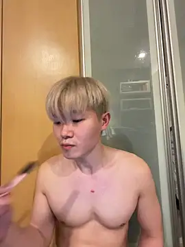 Snapshot of zachlee_69 chatting on 03-03-26, 08:04 zachlee 69 online show from 03-03-26, 08:04